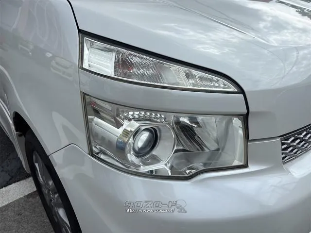 『TOTAL CAR SHOP FEEL』は、納車前にしっかり点検・整備!オイルやエレメント等も交換後、納車します!! ☆★☆詳細は『FEEL』の元気なスタッフまで→0078-6042-5806☆★☆ トヨタ ヴォクシー