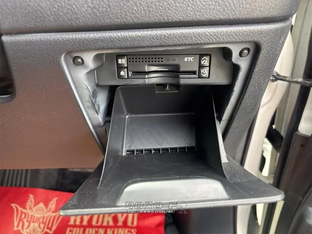 『TOTAL CAR SHOP FEEL』は、良質な買取車が続々入荷中!掲載以外にもありますので、ぜひ一度覗いてみて下さい!☆詳細は『FEEL』の元気なスタッフまで→0078-6042-5806☆ トヨタ ヴォクシー