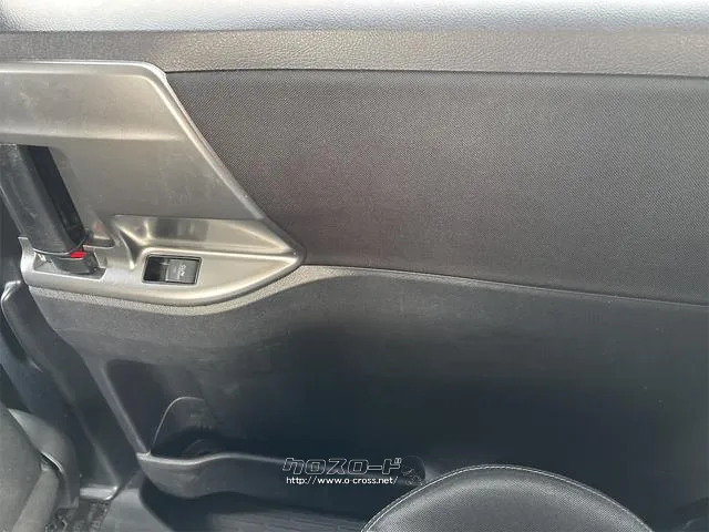 『TOTAL CAR SHOP FEEL』は、外装クリーニング&内装クリーニングでピカピカ納車!!お問い合わせは『FEEL』の元気なスタッフまで!!→0078-6042-5806にお電話ください☆★☆ トヨタ ヴォクシー