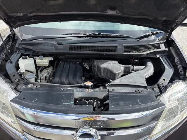 『TOTAL CAR SHOP FEEL』は、認証工場併設で整備もお任せください!!法定点検記録簿付き☆お問い合わせは『FEEL』の元気なスタッフまで!☆→098-995-7141にお電話ください♪♪ 日産 セレナ