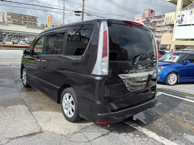 『TOTAL CAR SHOP FEEL』は車検も全力です!!整備や修理だけでもお気軽にお問い合わせください!!☆★☆詳細は『FEEL』の元気なスタッフまで→098-998-7141にお電話ください♪ 日産 セレナ