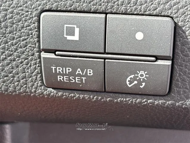 『TOTAL CAR SHOP FEEL』は、外装クリーニング&内装クリーニングでピカピカ納車!!☆★☆お問い合わせは『FEEL』の元気なスタッフまで!!→098-995-7141にお電話ください♪♪ 日産 セレナ
