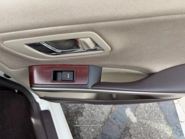 『TOTAL CAR SHOP FEEL』なら整備も板金塗装もお任せください!お客様のカーライフを充実サポート!☆★☆詳細は『FEEL』の元気なスタッフまで→098-995-7141にお電話ください♪ トヨタ SAI