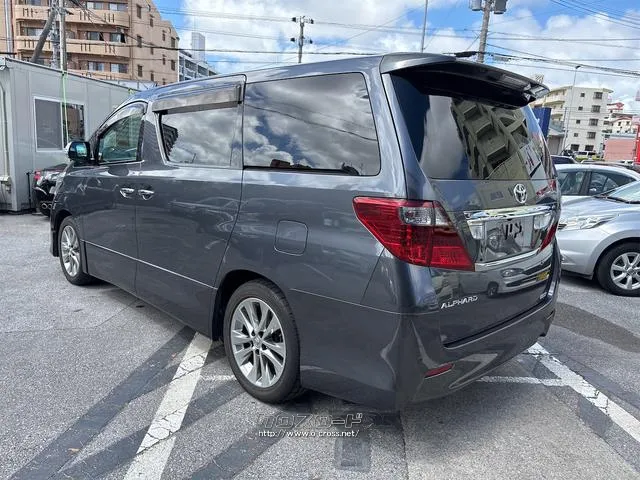 『TOTAL CAR SHOP FEEL』は、外装クリーニング&内装クリーニングでピカピカ納車!!☆★☆お問い合わせは『FEEL』の元気なスタッフまで!!→098-995-7141にお電話ください♪♪ トヨタ アルファード