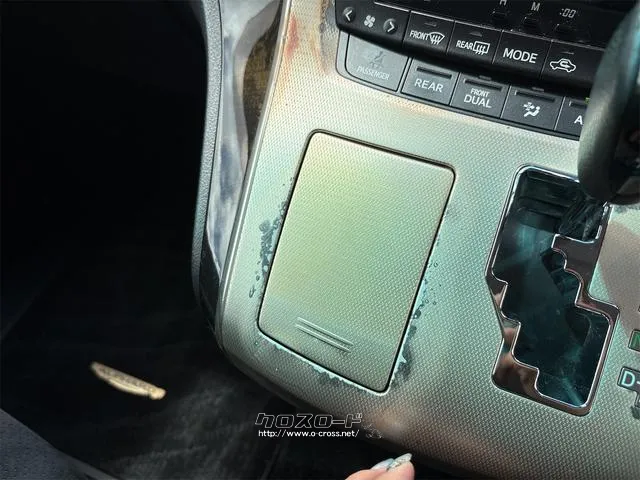 『TOTAL CAR SHOP FEEL』は、認証工場併設で整備もお任せください!!法定点検記録簿付き☆お問い合わせは『FEEL』の元気なスタッフまで!☆→098-995-7141にお電話ください♪♪ トヨタ アルファード