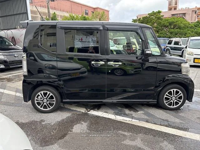 『TOTAL CAR SHOP FEEL』は、認証工場併設で整備もお任せください!!法定点検記録簿付き☆お問い合わせは『FEEL』の元気なスタッフまで!☆→098-995-7141にお電話ください♪♪ ホンダ N-BOX