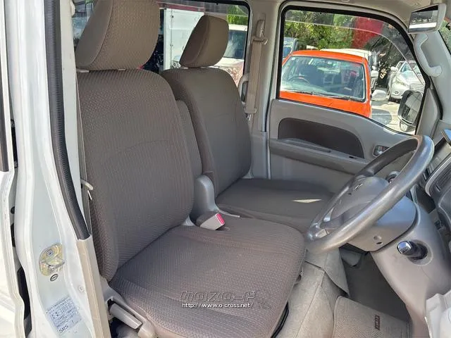 『TOTAL CAR SHOP FEEL』なら整備も板金塗装もお任せください!お客様のカーライフを充実サポート!☆★☆詳細は『FEEL』の元気なスタッフまで→098-995-7141にお電話ください♪ スズキ エブリイワゴン