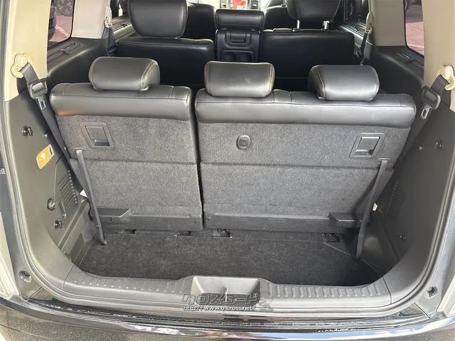 『TOTAL CAR SHOP FEEL』は、認証工場併設で整備もお任せください!!法定点検記録簿付き☆お問い合わせは『FEEL』の元気なスタッフまで!☆→098-995-7141にお電話ください♪♪ 日産 エルグランド