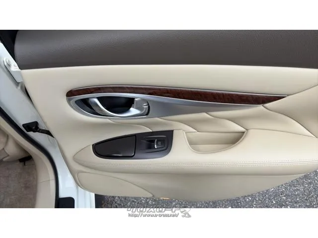 『TOTAL CAR SHOP FEEL』は、納車前にしっかり点検・整備!オイルやエレメント等も交換後、納車します!☆詳細は『FEEL』の元気なスタッフまで→098-995-7141にお電話ください♪ 日産 フーガハイブリッド