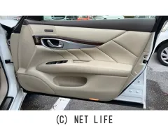 日産 フーガハイブリッド