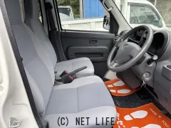 ダイハツ ハイゼットカーゴ