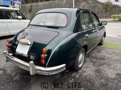 光岡自動車 ビュート