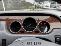 光岡自動車 ビュート