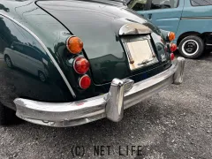 光岡自動車 ビュート