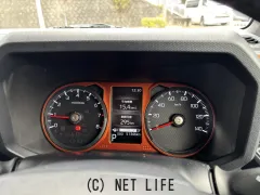 ダイハツ タフト