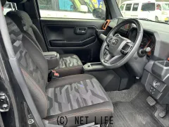 ダイハツ タフト