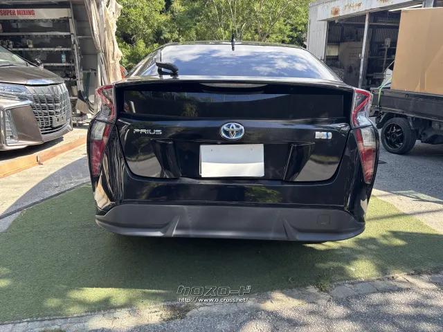 トヨタ プリウス