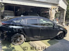 トヨタ プリウス