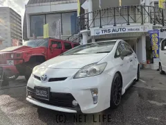 トヨタ プリウス