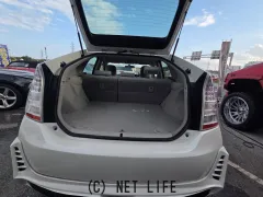 トヨタ プリウス