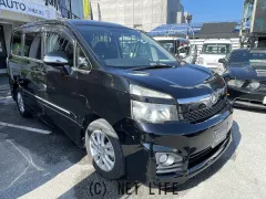 トヨタ ヴォクシー