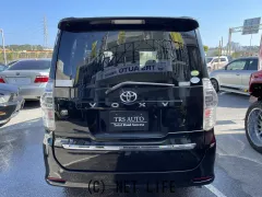 トヨタ ヴォクシー