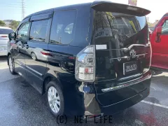 トヨタ ヴォクシー