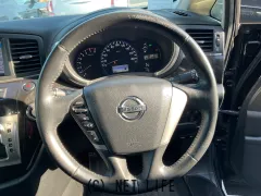 日産 エルグランド