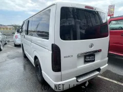 トヨタ ハイエースバン