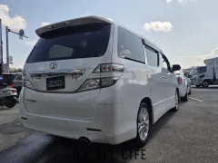 トヨタ ヴェルファイア