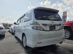 トヨタ ヴェルファイア