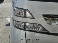 トヨタ ヴェルファイア