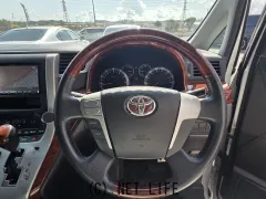 トヨタ ヴェルファイア