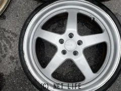 ホイール・タイヤ 20インチ