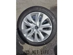 ホイール・タイヤ 225/50R17