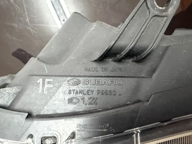 外装・エアロ GP2 インプレッサ 左ヘッドライト