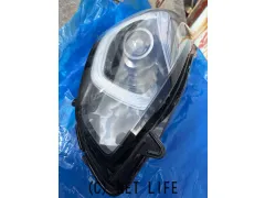 外装・エアロ GS4 フィット　右ヘッドライト