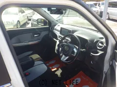 ダイハツ キャスト