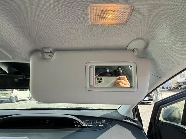 お気軽にお問い合わせください。 トヨタ プリウスPHV