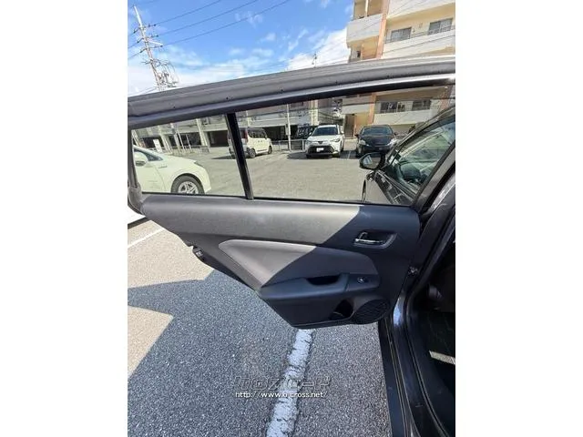 お気軽にお問い合わせください。 トヨタ プリウスPHV