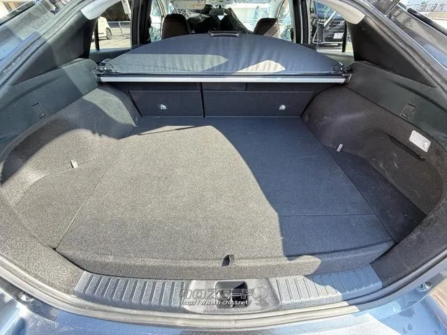 お気軽にお問い合わせください。 トヨタ プリウスPHV