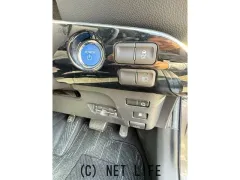 トヨタ プリウスPHV