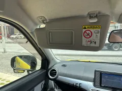 ダイハツ キャスト