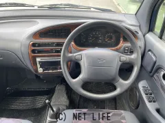 ダイハツ ムーヴ