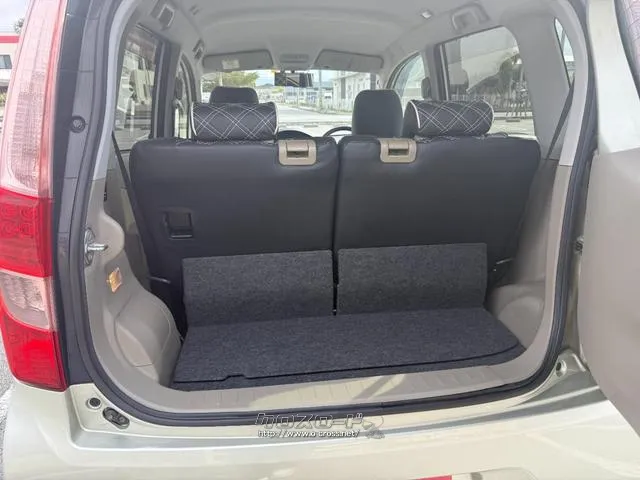 普段のお買い物や通勤、送迎等に十分な荷室スペースを確保しております。 スバル ステラ