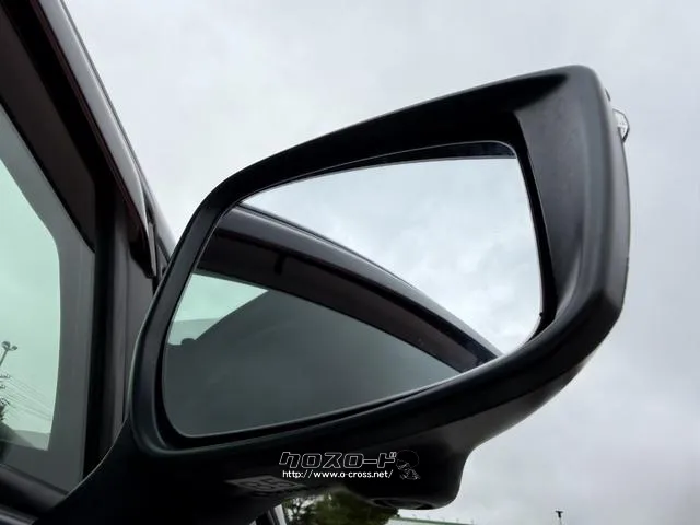 査定員が車両をしっかりチェック 日産 ノート