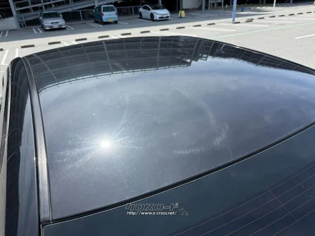 査定員が車両をしっかりチェック トヨタ クラウンハイブリッド