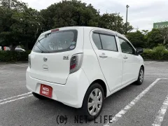 ダイハツ ミライース