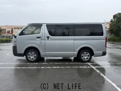 トヨタ ハイエースバン