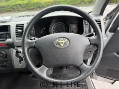 トヨタ ハイエースバン